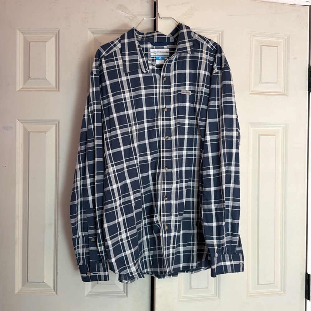 Men’s Columbia Button Down